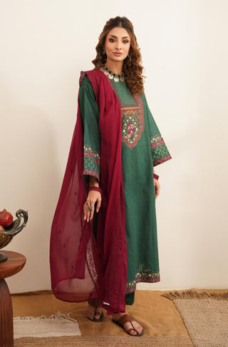 Shopmanto's 2 Piece Matching Green Co-Ord Set featuring Urdu Calligraphy of Poetry by Makhdoom Mohiuddin.