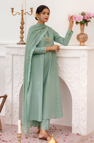 Shopmanto, wear manto, manto clothing brand, manto pakistan, ladies clothing brand, urdu calligraphy clothing, manto sage green colour solid women jahaan embroidered chiffon dupatta with solid 2 piece co-ord set, dupatta