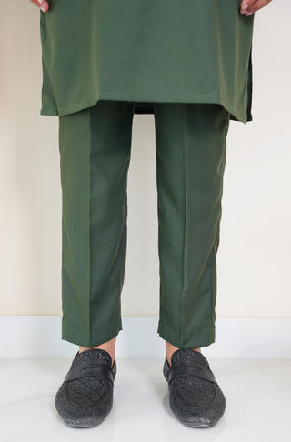 Shopmanto, wear manto, manto clothing brand, manto pakistan, ladies clothing brand, urdu calligraphy clothing, wear manto men's wear wash n wear solid 2 piece emerald green lucknow kurta pajama