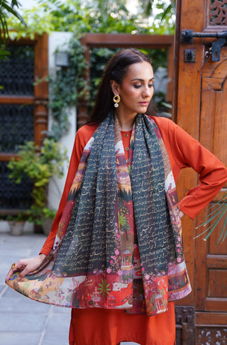 Bagh-e-Mughal (Mughal Garden) - Green Scarf