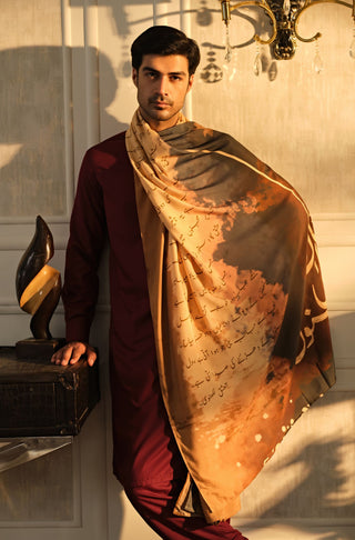 Manto's Unisex Khat Odhni featuring Urdu Calligraphy Throughout