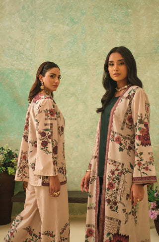 Women's Floral Printed Beige Outerwear Shrug & Jacket Paired with Forest Green Inner & Straight Pants