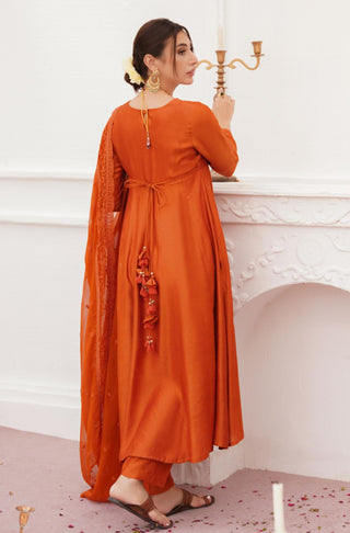 Shopmanto, wear manto, manto clothing brand, manto pakistan, ladies clothing brand, urdu calligraphy clothing, manto burnt orange colour solid women jahaan anarkali 2 piece co-ord set
