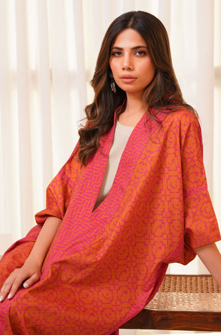 Shopmanto, wear manto, manto clothing brand, manto pakistan, ladies clothing brand, urdu calligraphy clothing, wear manto shrugs, ayra shrug rust and pink with urdu calligraphy, women shrugs with urdu calligraphy, women front open upper