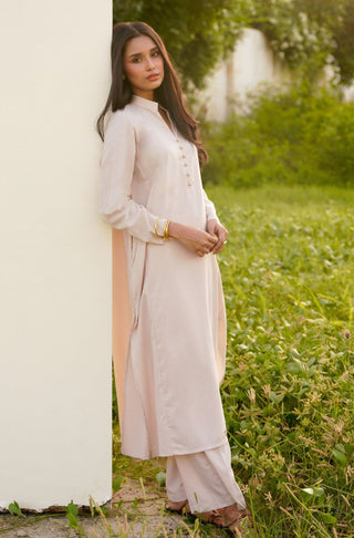 Manto Women's 2 Piece Cream White Solid Kalidaar Co-ord with Paneled Shirt & Straight Pants