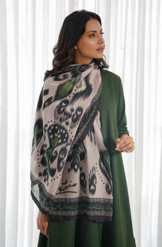 Manto's Swiss Lawn Dastoor Scarf Featuring Urdu Calligraphy of Poetry by Jigar Muard Abadi