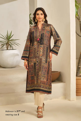 Manto Women's Ready to Wear Black Musafir Kurta with Urdu Calligraphy