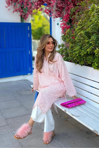 Manto Women's Ready to wear Pink Khayaal Kurta with Urdu Calligraphy