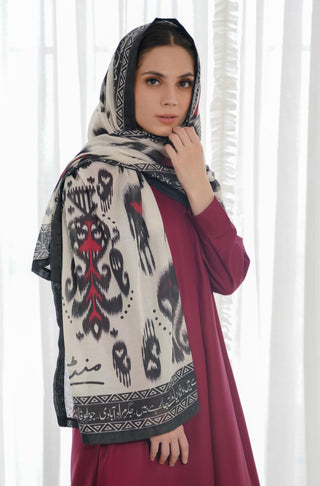 Manto's Swiss Lawn Dastoor Scarf Featuring Urdu Calligraphy of Poetry by Jigar Muard Abadi