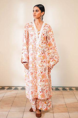 Shopmanto, wear manto, manto clothing brand, manto pakistan, ladies clothing brand, urdu calligraphy clothing, wear manto women ladies lawn kurta for spring summer, manto two piece lawn off-white and maroon gulnaar coord set for women, spring summer season, lawn collection