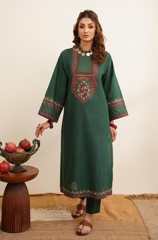 Shopmanto's 2 Piece Matching Green Co-Ord Set featuring Urdu Calligraphy of Poetry by Makhdoom Mohiuddin.