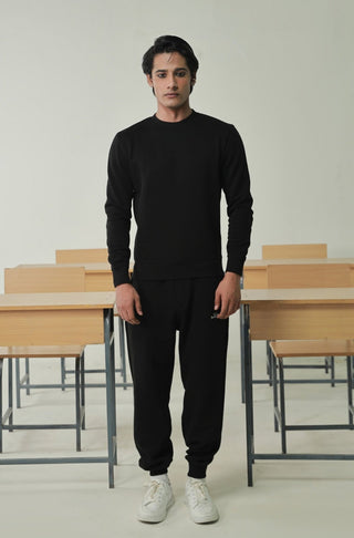 Manto's Unisex Premium Fleece Black Sanki Sweatshirt Paired with Black Jogger Pants