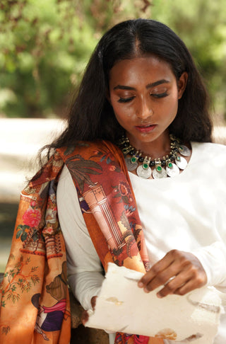 Kahaani (Tale Of Love) Odhni