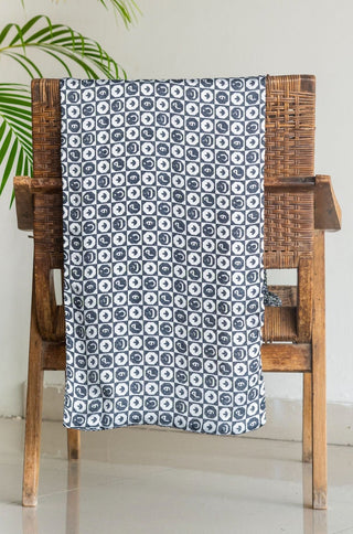 Shopmanto, wear manto, manto clothing brand, manto pakistan, ladies clothing brand, urdu calligraphy clothing, manto black and white silk black and white blocks stole, manto scarves and stole