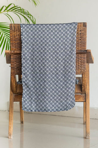 Shopmanto, wear manto, manto clothing brand, manto pakistan, ladies clothing brand, urdu calligraphy clothing, manto black and white silk black and white blocks stole, manto scarves and stole