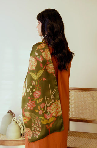 Shopmanto, wear manto, manto clothing brand, manto pakistan, ladies clothing brand, urdu calligraphy clothing, manto women green gulnaar stole with urdu calligraphy, crepe, silk