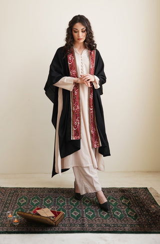 Shahkaar (Masterpiece) Cape - Black and Red