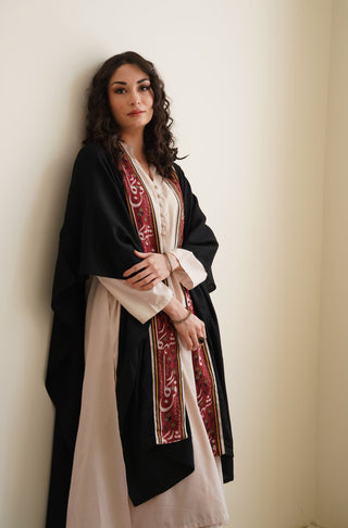 Shahkaar (Masterpiece) Cape - Black and Red