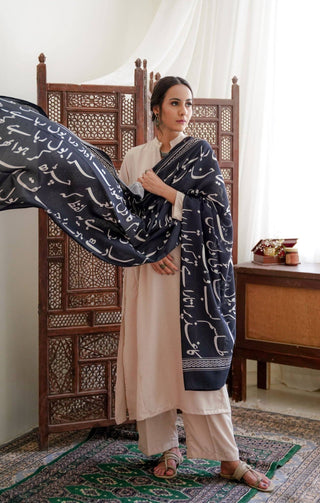 Shopmanto, wear manto, manto clothing brand, manto pakistan, ladies clothing brand, urdu calligraphy clothing, manto black urdu calligraphy bol odhni dupatta shawl