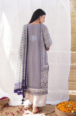 Gul-e-Jahaan (World Of Florals) Kurta - Blue