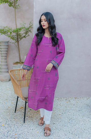 Shopmanto, wear manto, manto clothing brand, manto pakistan, ladies clothing brand, urdu calligraphy clothing, Manto maroon straight long length magenta fitoor women khaddar kurta for winter, manto winter collection