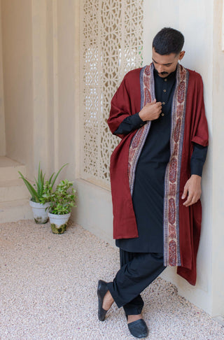 Shopmanto, wear manto, manto clothing brand, unisex cape shawl, cape shawl, men cape shawl, women cape shawl, capes, shawl, winter wear, eastern, western, urdu calligraphy on the cape shawl, cape in maroon, men outerwear, women outerwear, ishq cape maroon and beige, manto capes, manto shawl
