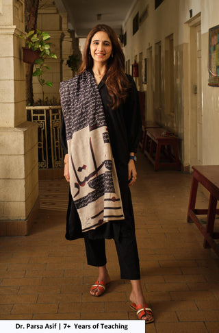 Parsa Asif in Manto's Unisex Teacher's Day Azm Stole with Urdu Calligraphy