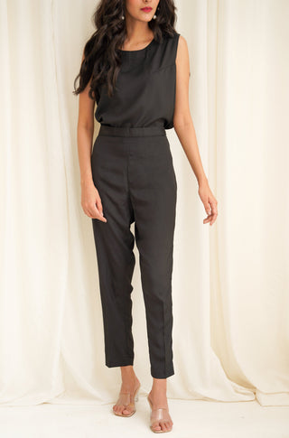 Shopmanto, wear manto, manto pakistan, manto clothing brand, beige inner set, inner set, sleeveless co-ord set, solid 2 piece set, black 2 piece set