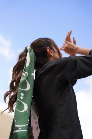 Shopmanto, wear manto, manto clothing brand, manto pakistan, manto stole, manto scarf, manto scarves and stole, ladies scarves, black and green stole, azaadi stole