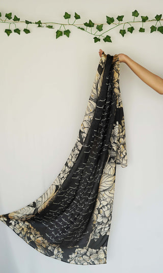 Dastaan (Your Story) - Scarf