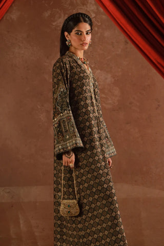 Meherjaan (Beloved Soul) Velvet Kaftaan