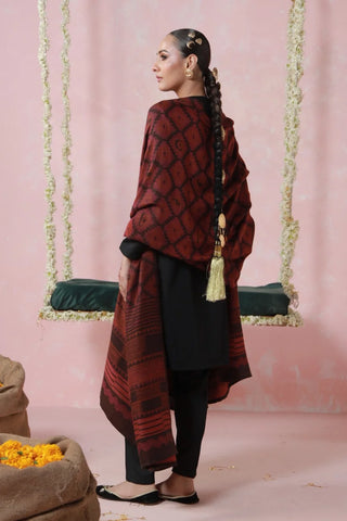 Parwana (Yearner) Weaved Shawl - Maroon