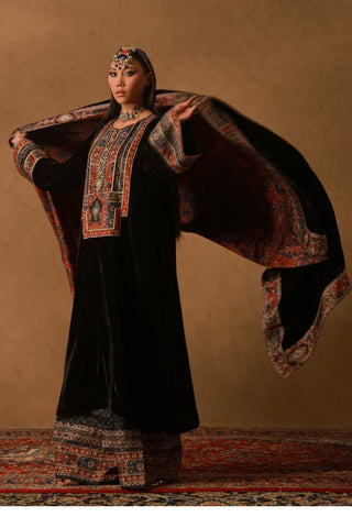 Khumar (Euphoria) Velvet Shawl