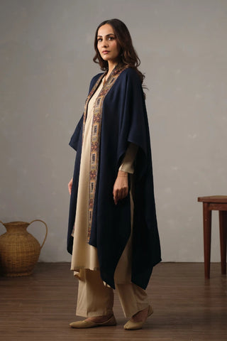 Hosla (Courage) Cape