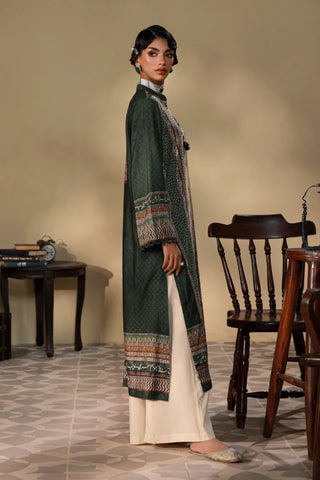 Traditional Green & White embroidered kurta with Urdu calligraphy