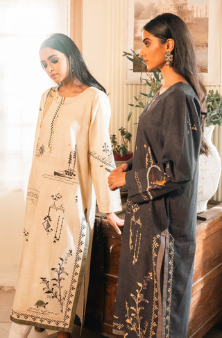 Shopmanto, wear manto, manto clothing brand, manto pakistan, ladies clothing brand, urdu calligraphy clothing, wear manto women ladies lawn kurta for spring summer, manto one piece charcoal grey safar kurta with urdu calligraphy for women, spring summer season, lawn collection
