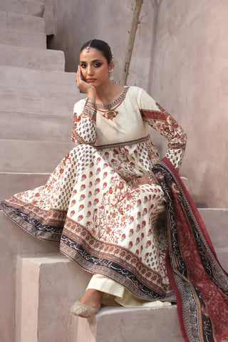 Manto Women's Ready to Wear Off White Anarkali Set with Urdu Calligraphy