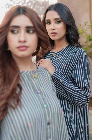 Shopmanto, wear manto, manto clothing brand, manto pakistan, ladies clothing brand, urdu calligraphy clothing, manto black alfaaz khaddar a-line kurta with urdu calligraphy, manto winter collection, manto khaddar collection, khaddar kurtas, random urdu words calligraphy on kurta