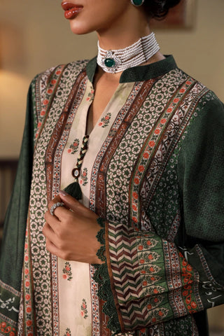 Traditional Green & White embroidered kurta with Urdu calligraphy