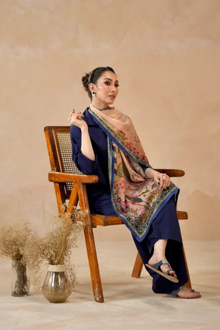Manto Women's Beige Silk Scarf
