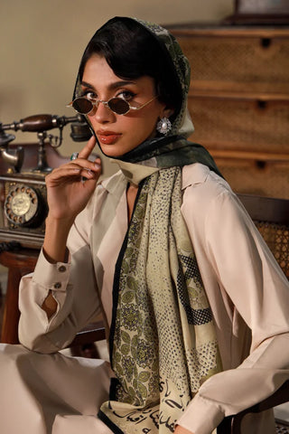 Manto Women's Printed Scarf with Urdu Calligraphy