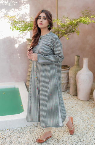 Shopmanto, wear manto, manto clothing brand, manto pakistan, ladies clothing brand, urdu calligraphy clothing, manto green alfaaz khaddar a-line kurta with urdu calligraphy, manto winter collection, manto khaddar collection, khaddar kurtas, random urdu words calligraphy on kurta