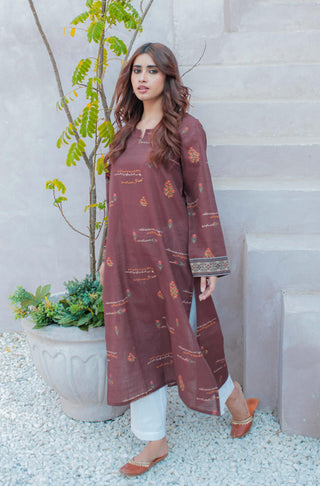 Shopmanto, wear manto, manto clothing brand, manto pakistan, ladies clothing brand, urdu calligraphy clothing, Manto maroon straight long length maroon fitoor women khaddar kurta for winter, manto winter collection