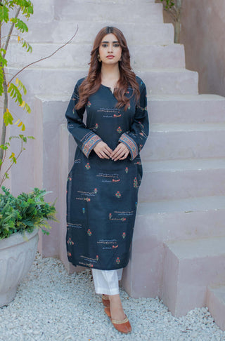 Shopmanto, wear manto, manto clothing brand, manto pakistan, ladies clothing brand, urdu calligraphy clothing, Manto maroon straight long length Black fitoor women khaddar kurta for winter, manto winter collection