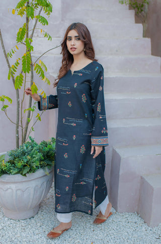 Shopmanto, wear manto, manto clothing brand, manto pakistan, ladies clothing brand, urdu calligraphy clothing, Manto maroon straight long length Black fitoor women khaddar kurta for winter, manto winter collection