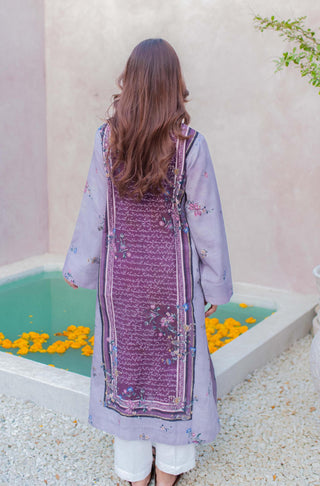 Shopmanto, wear manto, manto clothing brand, manto pakistan, ladies clothing brand, urdu calligraphy clothing, manto plum and lilac phool khaddar kurta with urdu calligraphy, manto winter collection, manto khaddar collection, khaddar kurtas