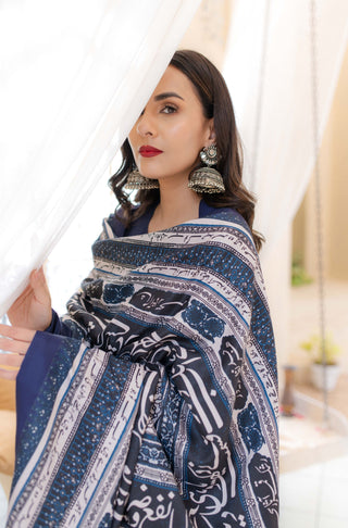 Shopmanto, wear manto, odhni, shawl, chaddar, manto odhni, manto scarves, manto stoles, manto, clothing brands, women shawl, ladies shawl, women shawl in blue and white, women shawl with random words calligraphed in urdu, blue and white odhni, dupatta, blue dupatta, urdu calligraphy, urdu calligraphy clothes, manto calligraphy clothes, rashk shawl, blue and white, manto rashk odhni, rashk shawl blue and white, blue shawl, white shawl