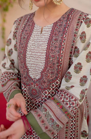 Shopmanto, wear manto, manto clothing brand, manto pakistan, ladies clothing brand, urdu calligraphy clothing, Manto urdu calligraphy Arzoo kurta in off white and maroon colour, manto khaddar collection, manto winter collection, khaddar kurta