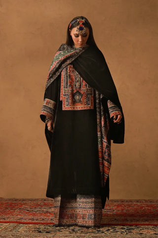 Khumar (Euphoria) Velvet Cape