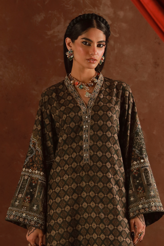 Meherjaan (Beloved Soul) Velvet Kaftaan